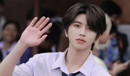 八卦爆料杨幂李泽锋视频,八卦揭秘背后真相