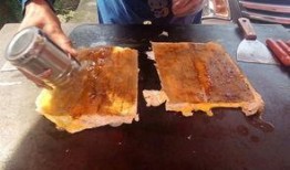 记者爆料烤冷面事件视频,卫生问题引发公众关注