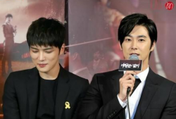 郑允浩金在中最新爆料,揭开神秘面纱背后的故事