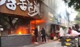 天津饭馆爆料视频,揭秘后厨那些不为人知的秘密
